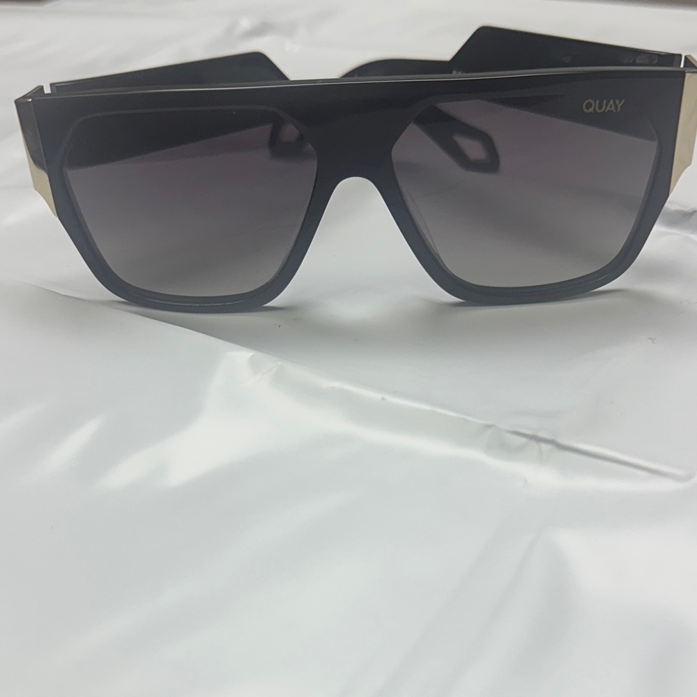 Quay Australia Black and Gold Sunglasses